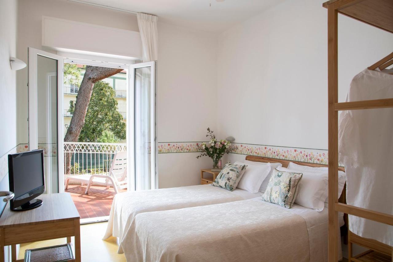 Villa Arizona Milano Marittima Kültér fotó
