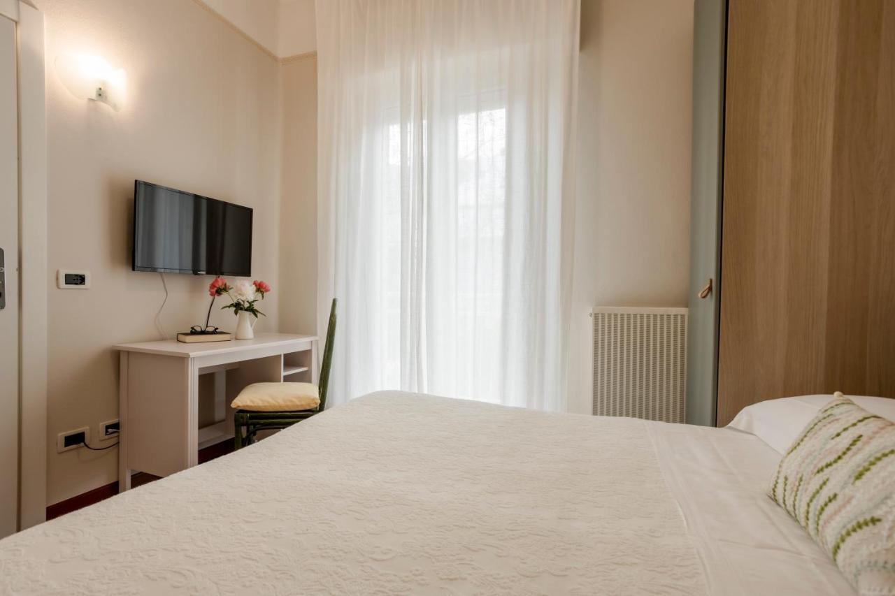 Villa Arizona Milano Marittima Kültér fotó