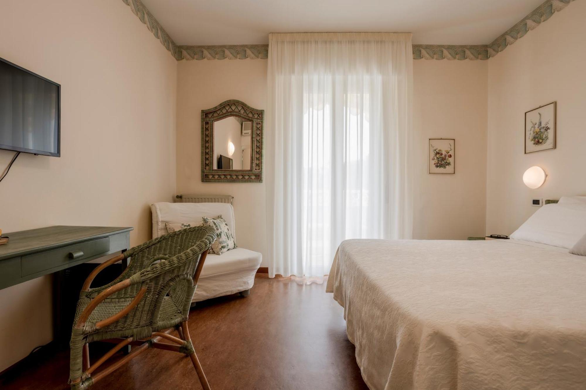 Villa Arizona Milano Marittima Kültér fotó