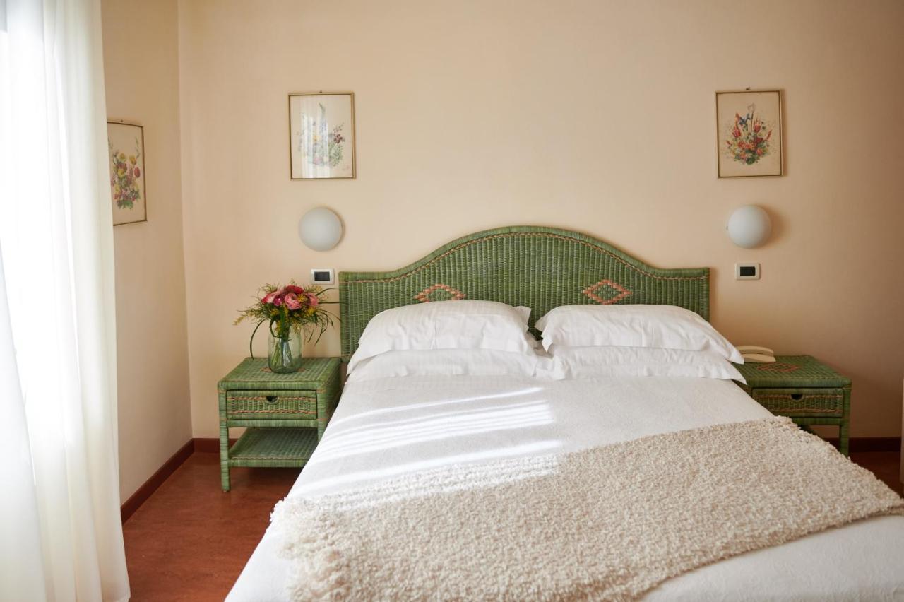 Villa Arizona Milano Marittima Kültér fotó